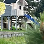 Nowy Dom Sajzy 34 Na Mazurach, Balia Ogrodowa Z Funkcja Jacuzzi Сasa de vacaciones Ełk