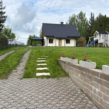 Semesterbostad Nowy Dom Sajzy 34 Na Mazurach, Balia Ogrodowa Z Funkcja Jacuzzi